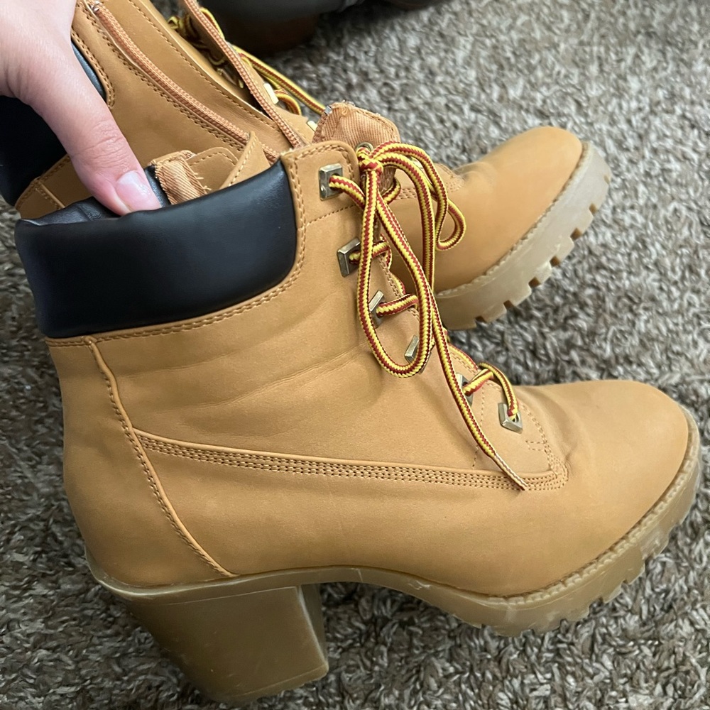 Boots!